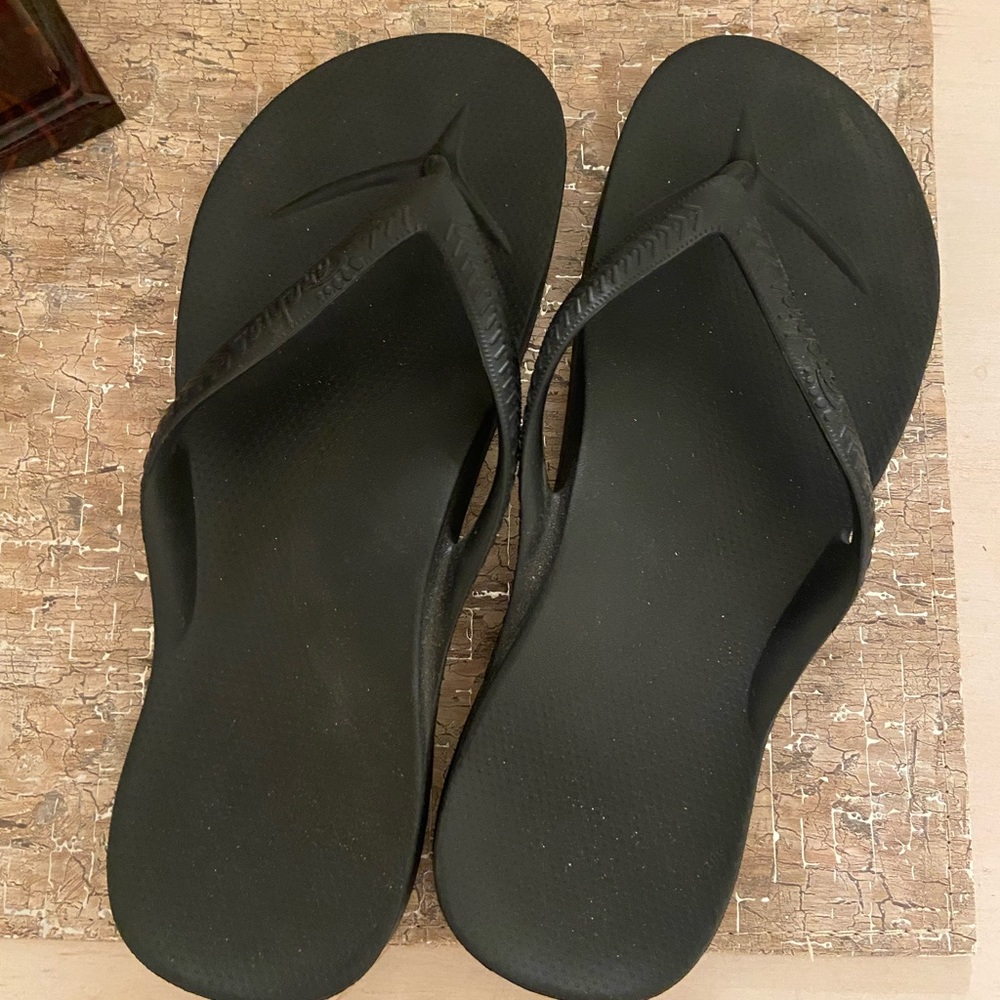 Archie’s Flip flops